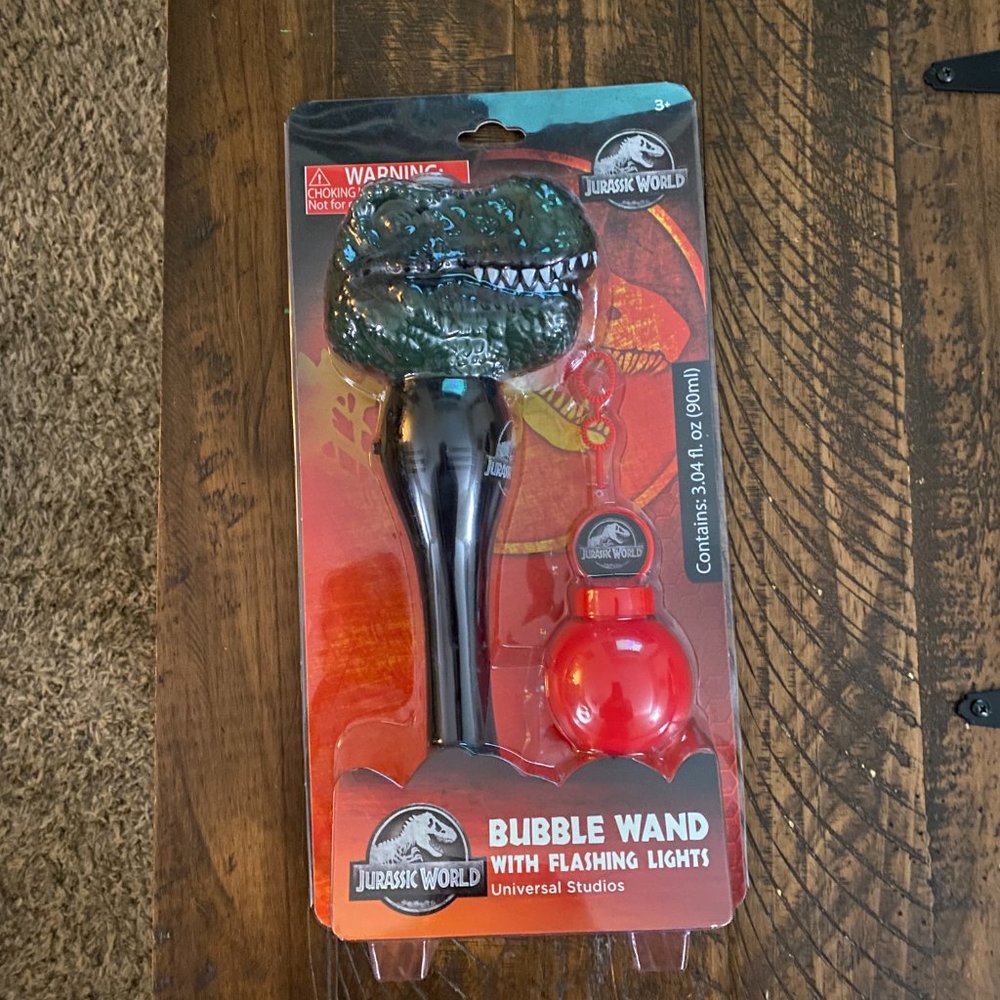Jurassic World Bubble Wand! Never Opened!